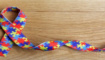 autism awareness ribbon